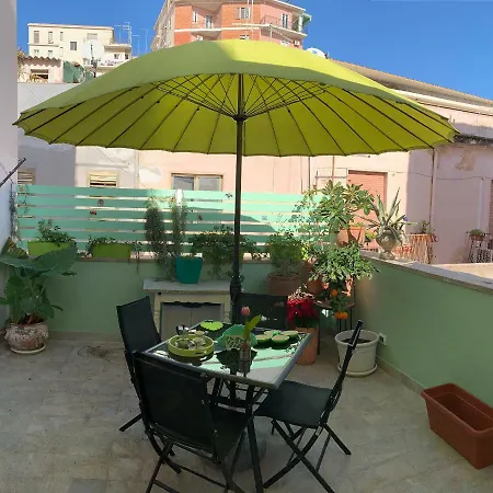 Casa Arancina 1 *